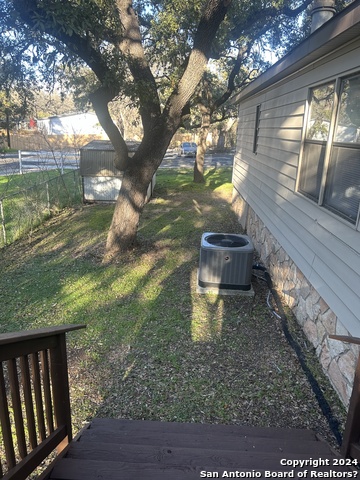 Image 13 of 23 For 24815 Aue  