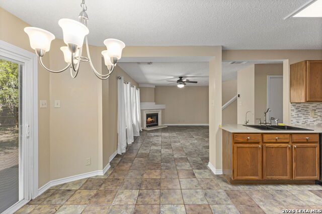 Image 11 of 39 For 9615 Hillside Trail