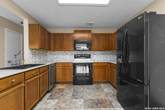 Image 12 of 39 For 9615 Hillside Trail