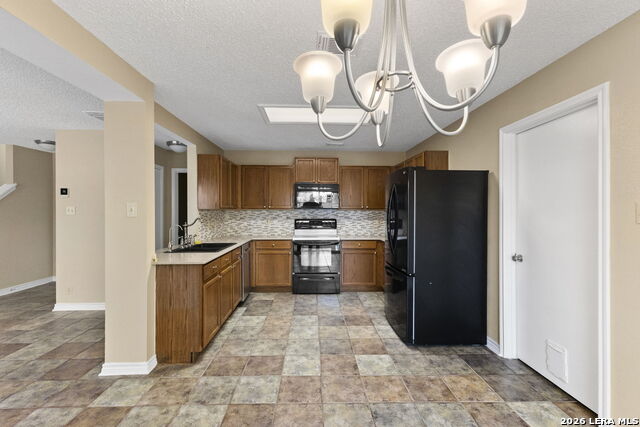 Image 16 of 39 For 9615 Hillside Trail