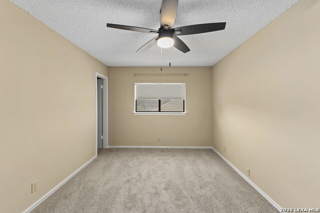 Image 26 of 39 For 9615 Hillside Trail