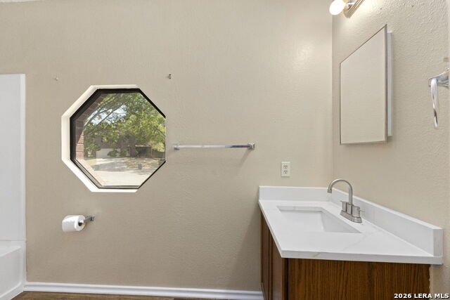 Image 27 of 39 For 9615 Hillside Trail