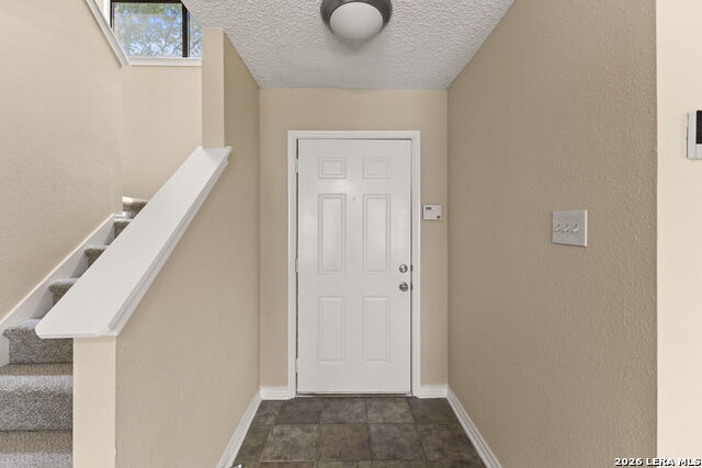 Image 5 of 39 For 9615 Hillside Trail