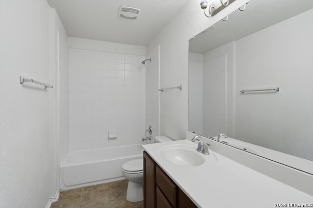 Image 24 of 31 For 7121 Avery  