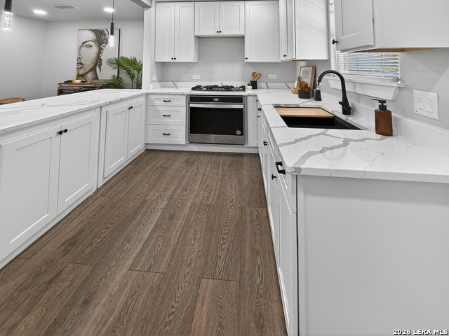 Image 19 of 39 For 703 Rosewood W