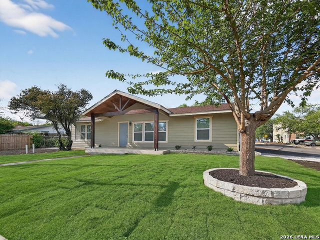 Image 6 of 39 For 703 Rosewood W