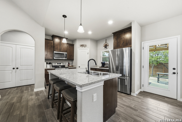 Image 7 of 24 For 1885 Deer Run