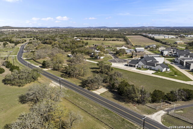 Image 6 of 24 For 28510 Boerne Stage