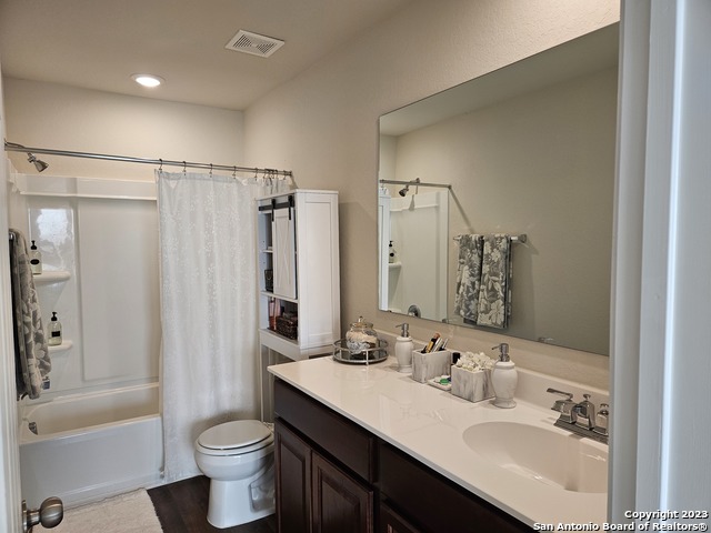 Image 26 of 35 For 535 Wild Olive Way