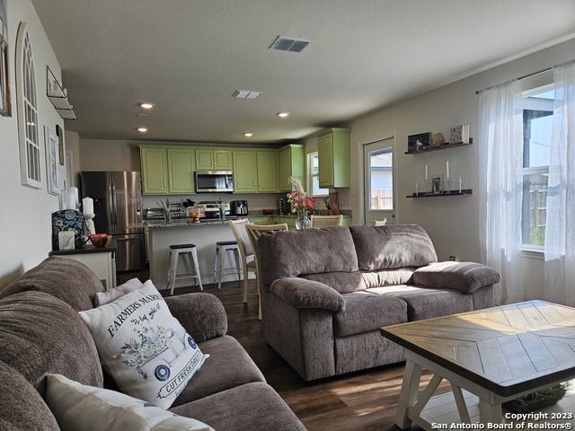 Image 8 of 35 For 535 Wild Olive Way