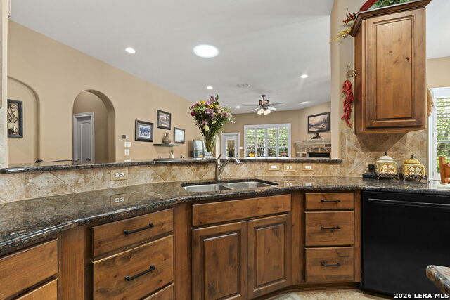 Image 14 of 29 For 26323 Tuscan Cv