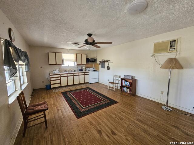 Image 22 of 50 For 4821 Fm 467  