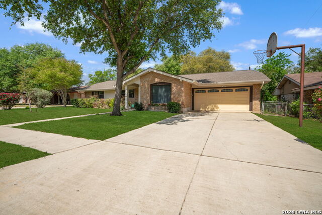 Image 2 of 34 For 11611 Veradero