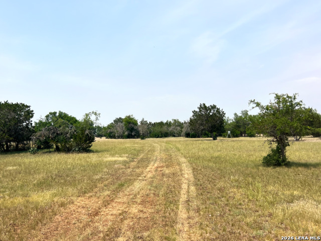 Listing photo id 20 for 1220 Flying T Ranch