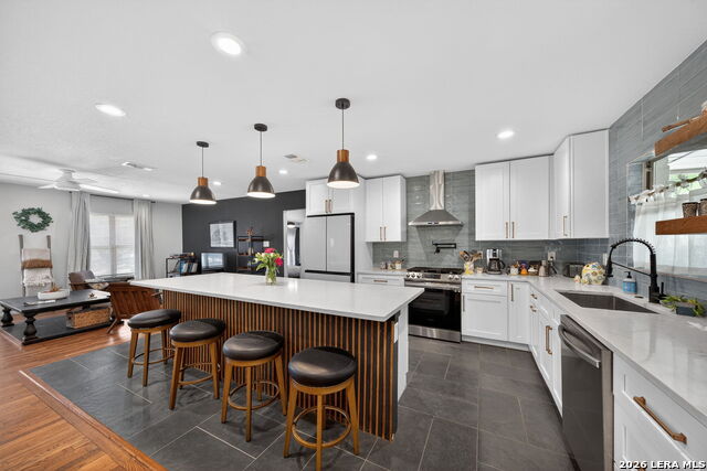 Image 15 of 35 For 225 Harriett Dr