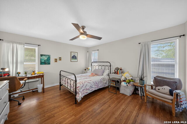 Image 24 of 35 For 225 Harriett Dr