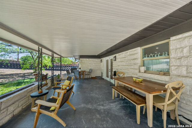 Image 28 of 35 For 225 Harriett Dr