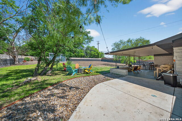 Image 29 of 35 For 225 Harriett Dr