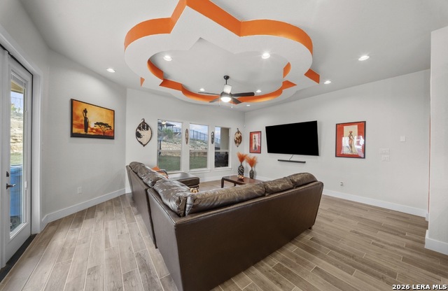 Image 20 of 50 For 3587 King Ter