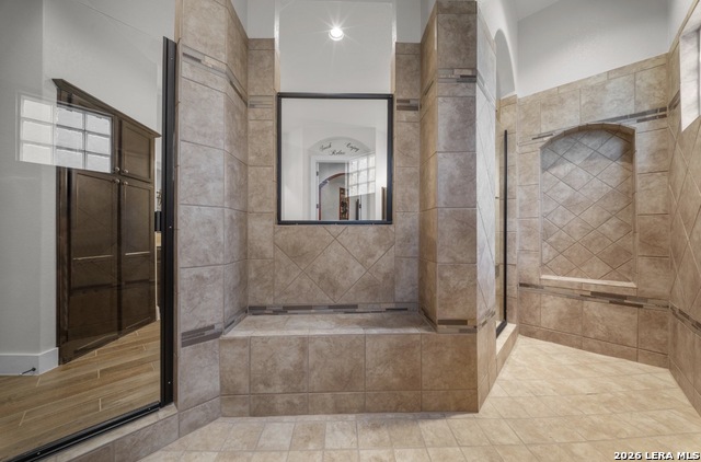 Image 26 of 50 For 3587 King Ter