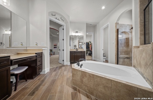 Image 28 of 50 For 3587 King Ter