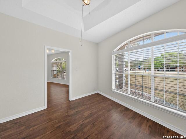 Image 29 of 44 For 21023 Cedar Branch