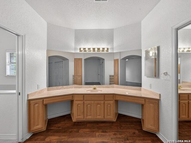 Image 32 of 44 For 21023 Cedar Branch