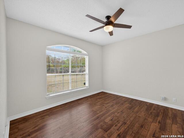 Image 37 of 44 For 21023 Cedar Branch