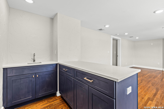 Image 22 of 29 For 424 Club  