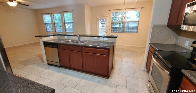 Image 15 of 29 For 8507 Pecan Cross