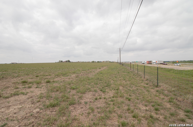 Image 6 of 11 For 70 +-- Acres Ih 10