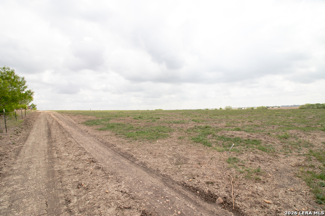 Image 9 of 11 For 70 +-- Acres Ih 10
