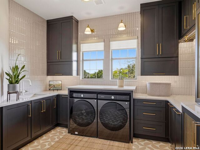 Image 13 of 80 For 102 Santa Fe Trl