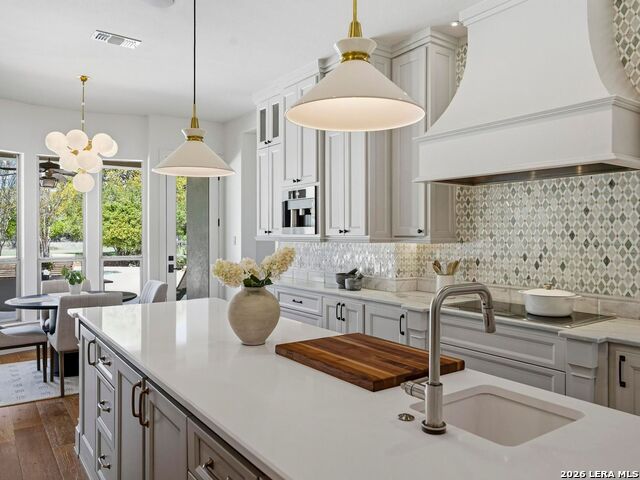 Image 18 of 80 For 102 Santa Fe Trl