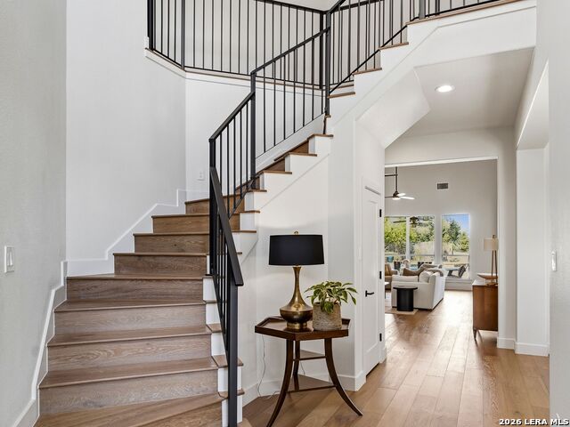 Image 6 of 80 For 102 Santa Fe Trl