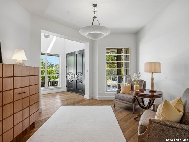 Image 9 of 80 For 102 Santa Fe Trl