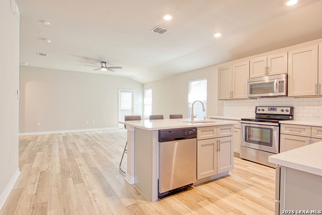 Listing photo id 9 for 7614 Eclipse Mark