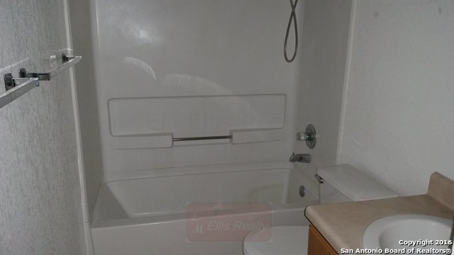 Image 9 of 22 For 25 Badgers Hills