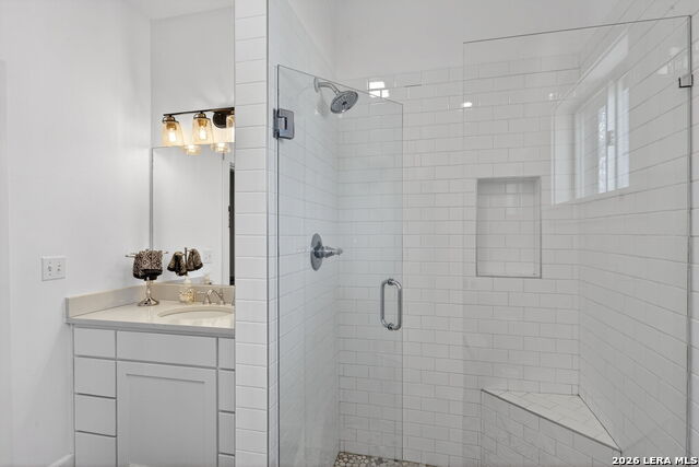 Image 18 of 36 For 608 River Rd