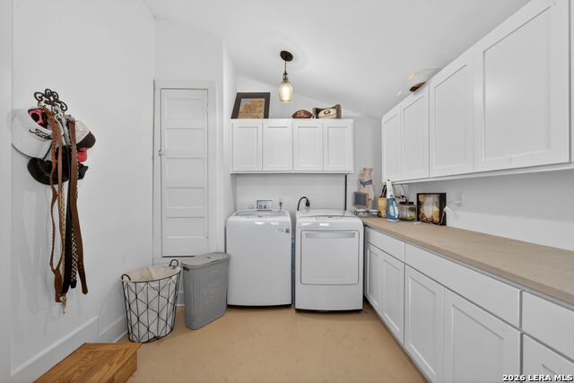 Image 21 of 36 For 608 River Rd