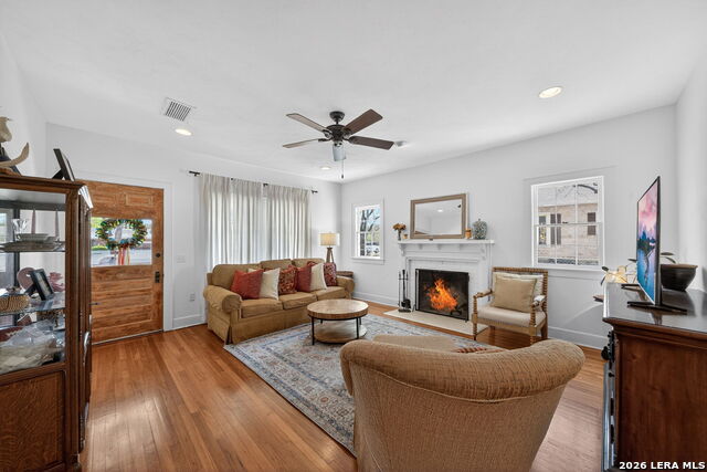 Image 5 of 36 For 608 River Rd