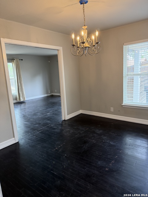 Image 11 of 15 For 423 Karen Ln