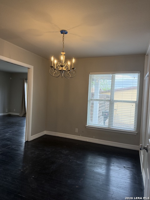 Image 14 of 15 For 423 Karen Ln