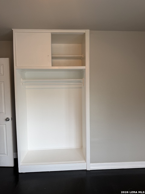 Image 15 of 15 For 423 Karen Ln