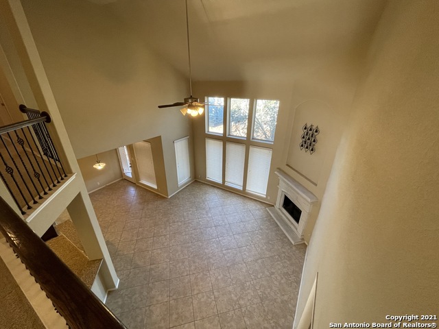 Image 16 of 37 For 2352 Oak Run Pkwy