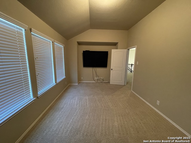 Image 31 of 37 For 2352 Oak Run Pkwy