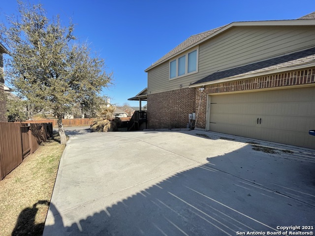 Image 36 of 37 For 2352 Oak Run Pkwy