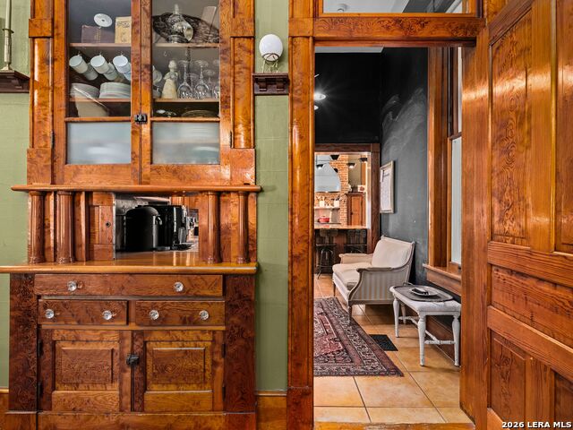 Image 16 of 60 For 372 Magazine Ave