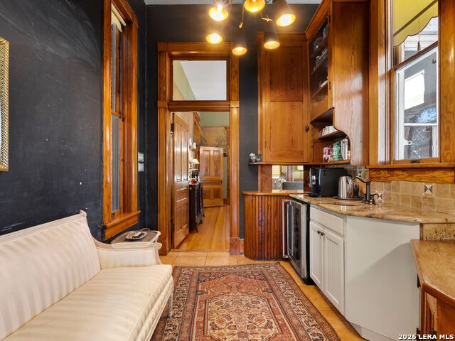 Image 17 of 60 For 372 Magazine Ave