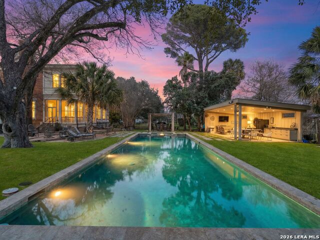 Image 2 of 60 For 372 Magazine Ave